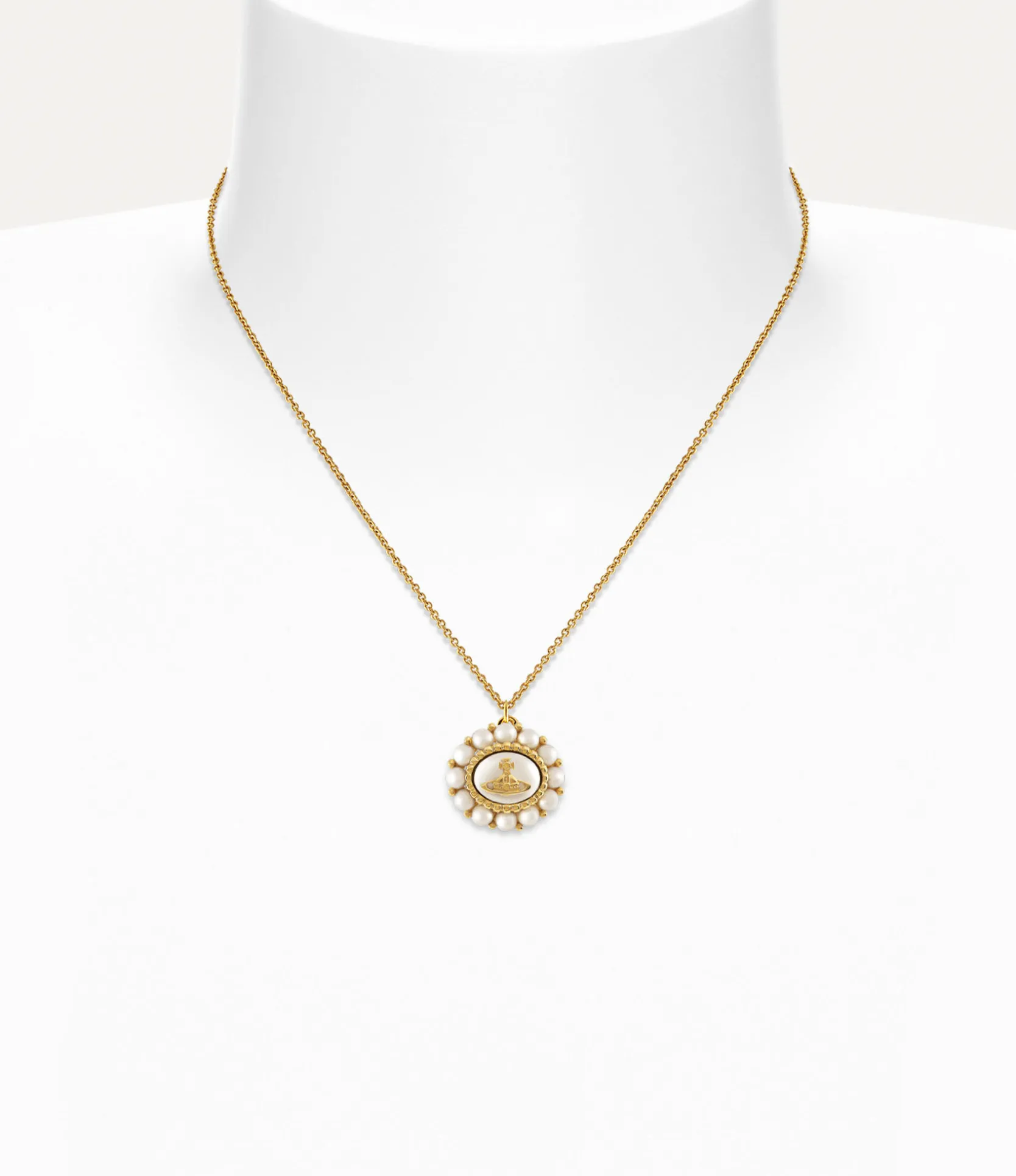 Amaya Pendant Necklace