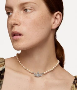Mini Bas Relief Pearl Choker
