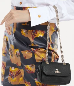 Small Purse With Chain