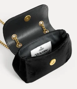 Small Purse With Chain